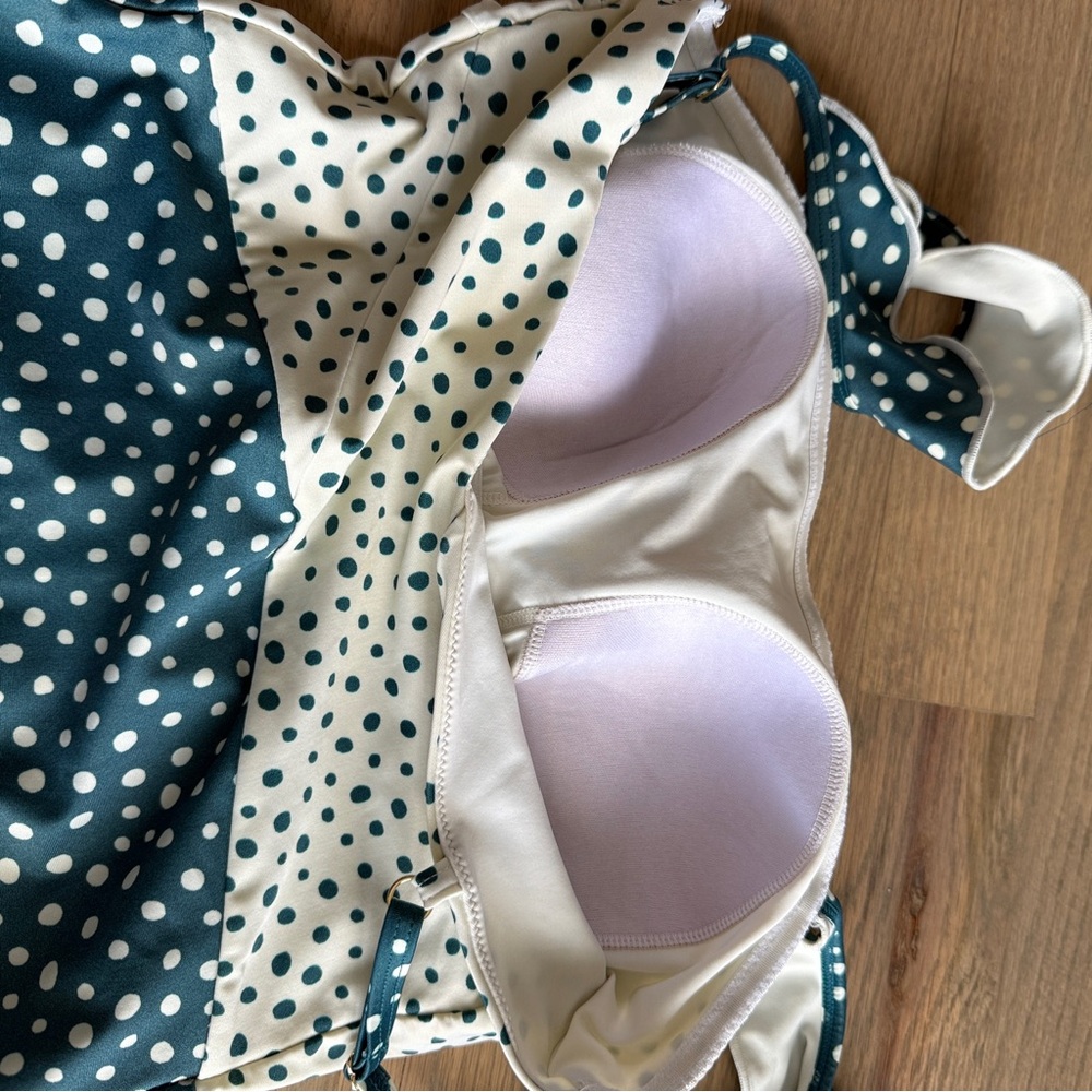Summersalt The Ruffle Oasis One Piece Swimsuit 6 - Picture 8 of 12